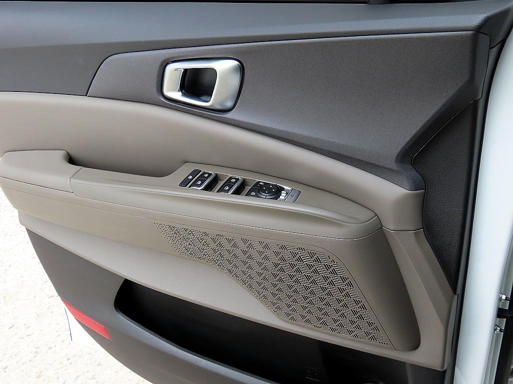 KIA Carnival 2025 - Importación desde Corea - HF Imports Iquique - Foto 13