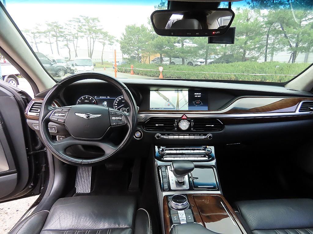 Genesis EQ900 - Vista 7