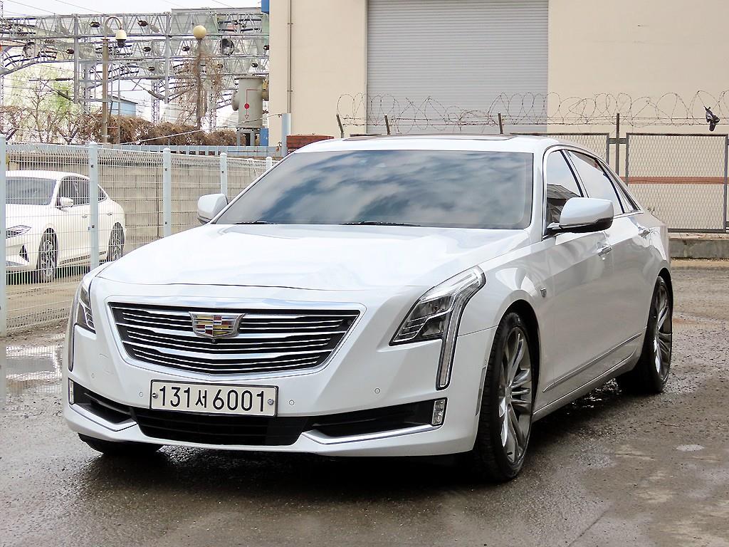 Cadillac CT6 - Vista 2