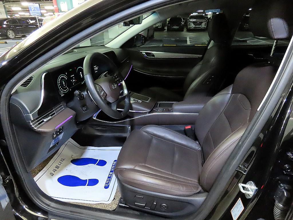 HYUNDAI Grandeur - Vista 6