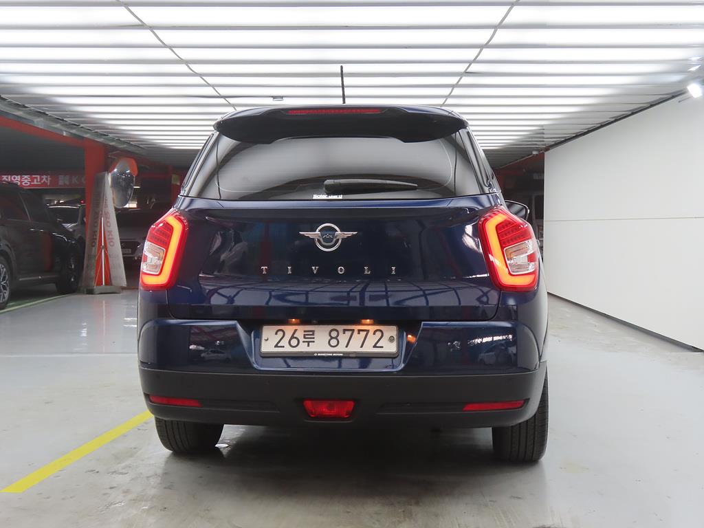 Ssangyong Tivoli - Vista 3