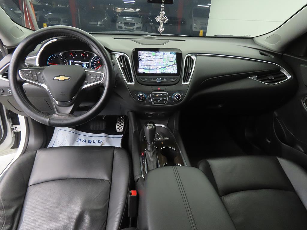 Chevrolet Malibu - Vista 7