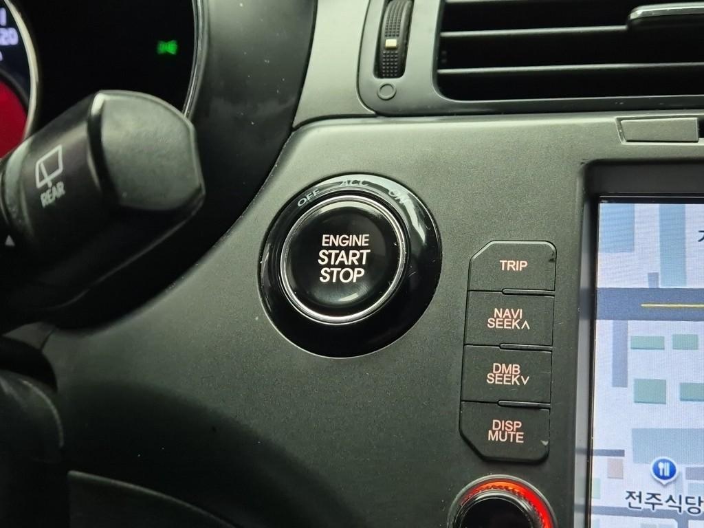 KIA Pride 2014 Blanco - Importación desde Corea - HF Imports Iquique - Foto 13