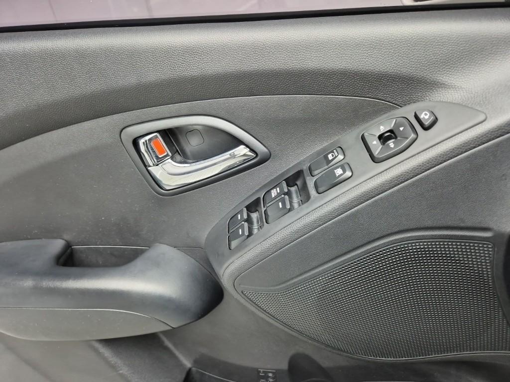 HYUNDAI Tucson 2012 Blanco - Importación desde Corea - HF Imports Iquique - Foto 17