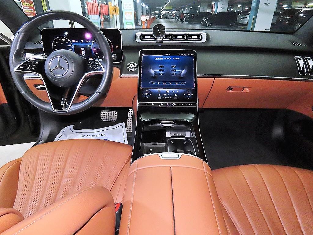 Mercedes Benz S Class - Vista 10