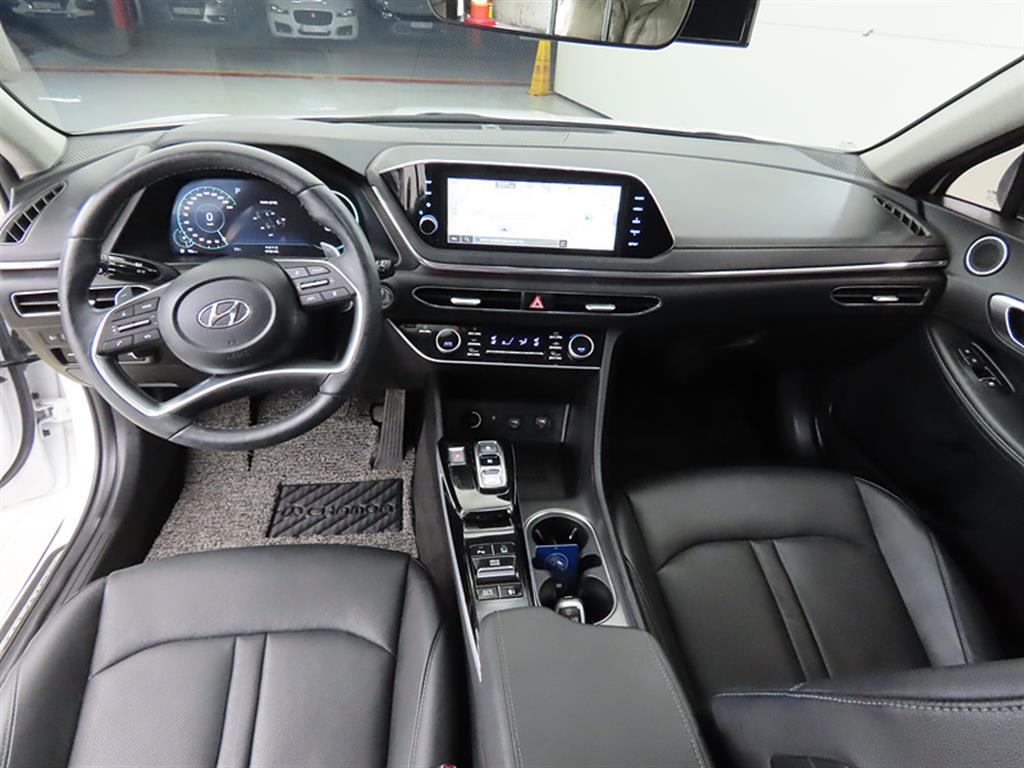 HYUNDAI Sonata - Vista 7