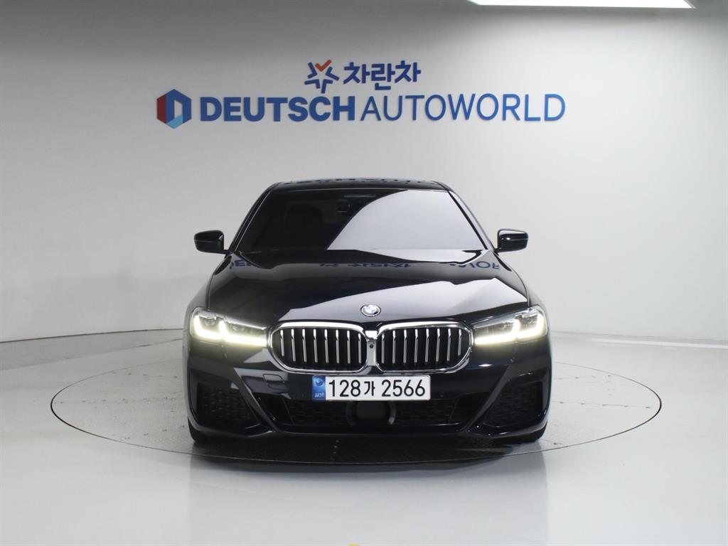 BMW 5 Series - Vista 3