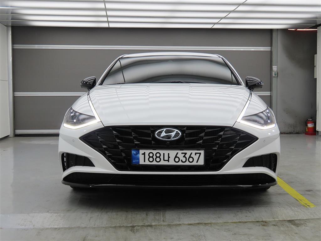 HYUNDAI Sonata - Vista 2