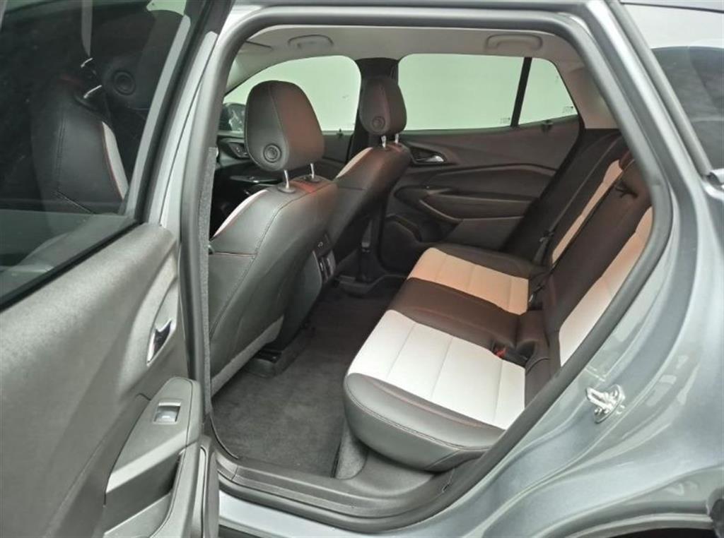 Chevrolet Trax - Vista 12