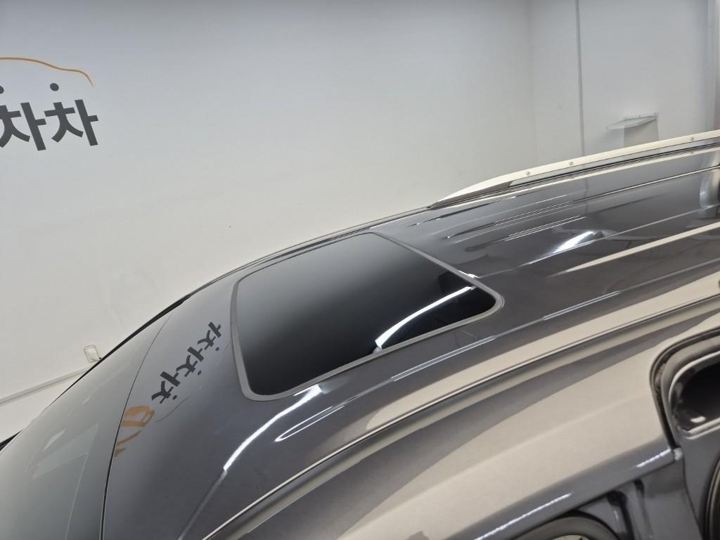 Toyota Siena 2025 Blanco - Importación desde Corea - HF Imports Iquique - Foto 13