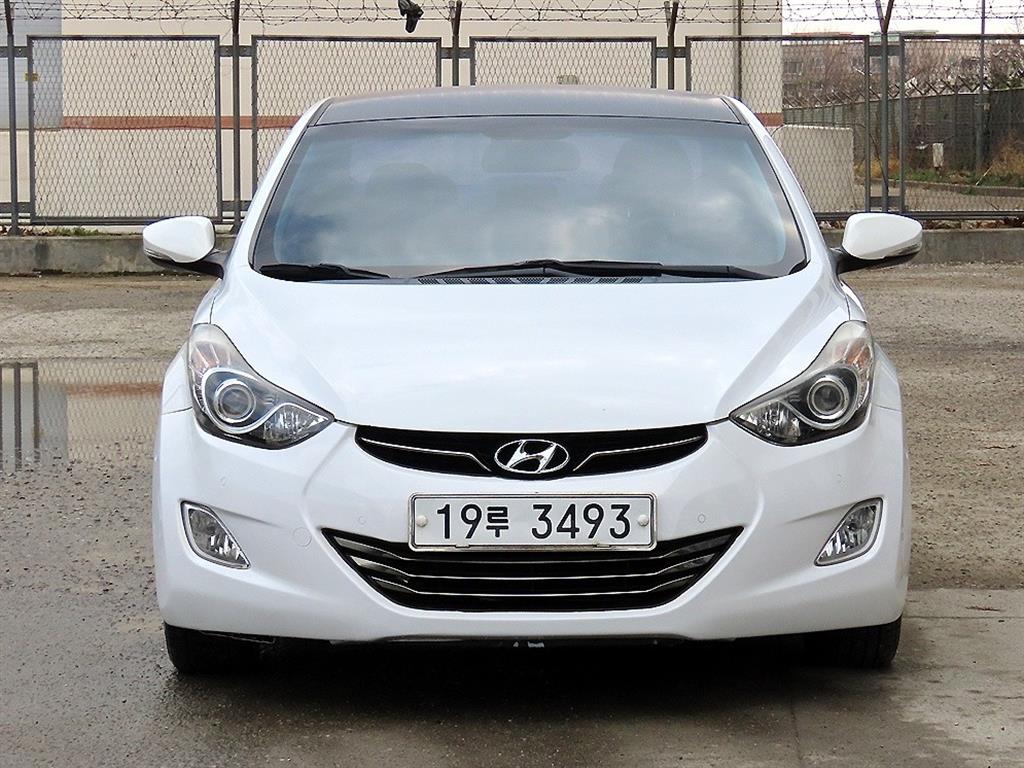 HYUNDAI Avante 2011 Blanco - Importación desde Corea - HF Imports Iquique - Foto 1