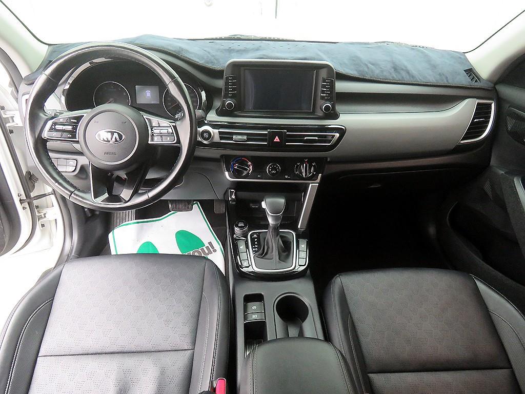 KIA Seltos - Vista 9