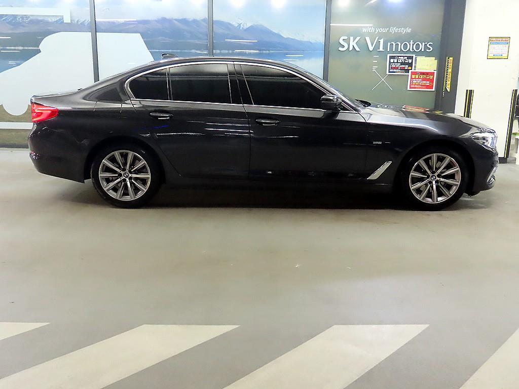 BMW 5 Series - Vista 3