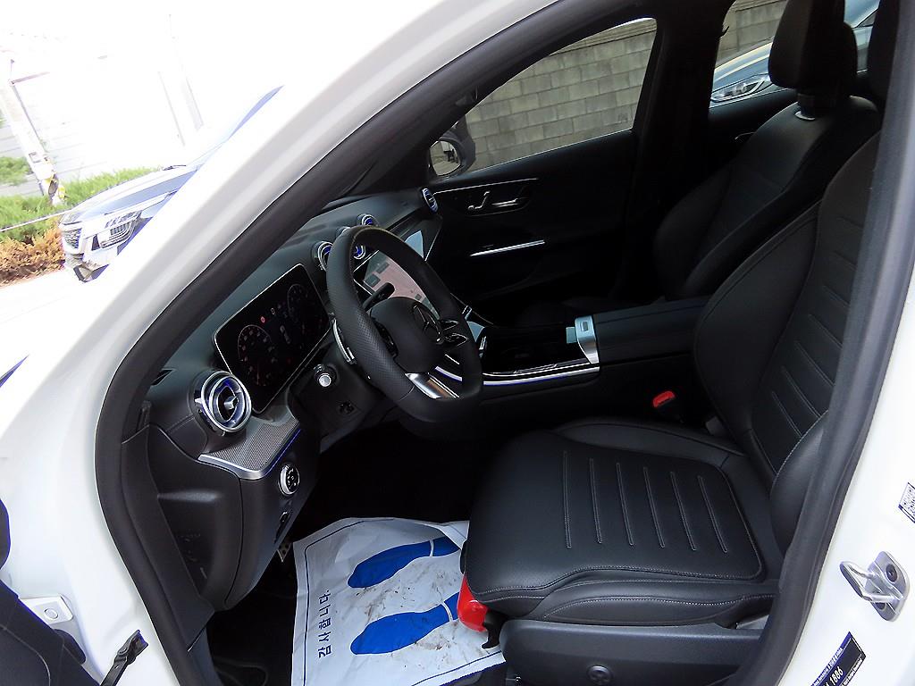 Mercedes Benz C Class - Vista 5