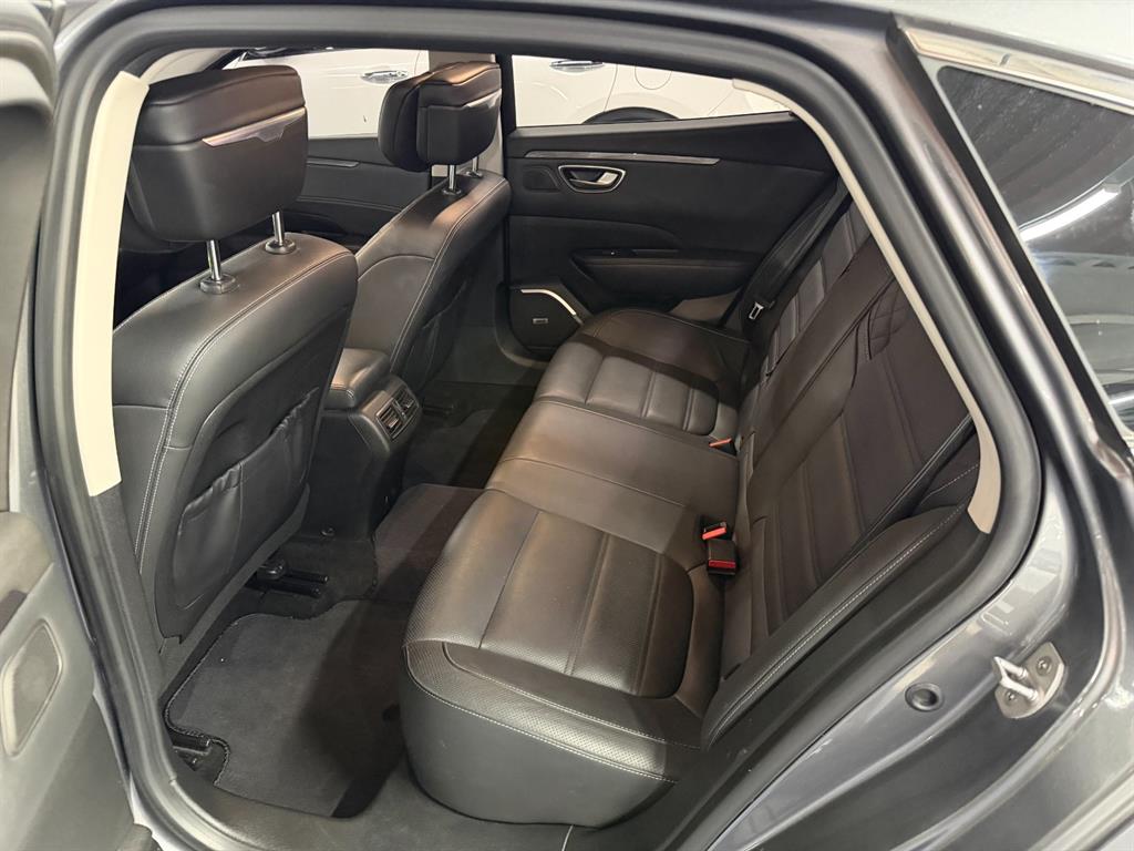 SAMSUNG SM6 - Vista 8