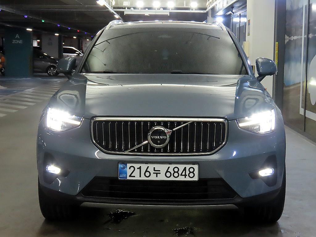 Volvo XC40 - Vista 2