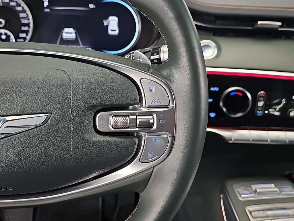 Genesis GV70 - Vista 9