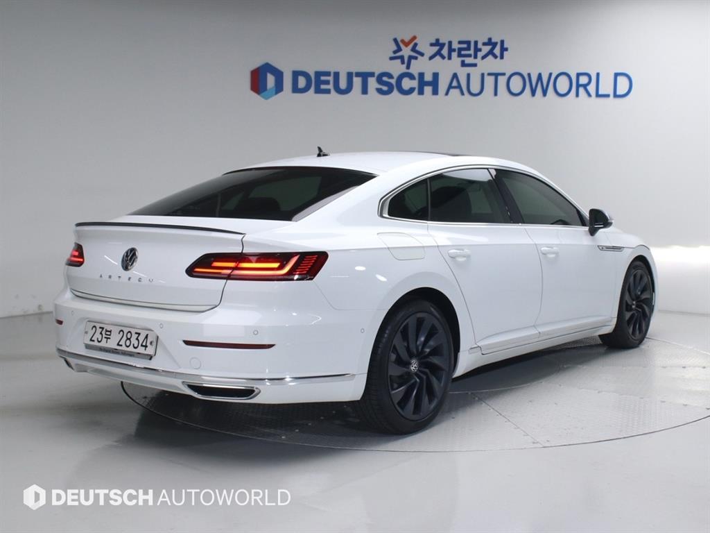 Volkswagen Arteon - Vista 2