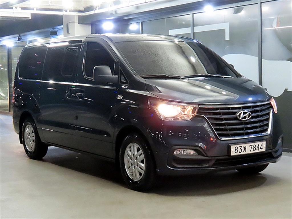 HYUNDAI Starex 2019 Azul - Importación desde Corea - HF Imports Iquique - Foto 1