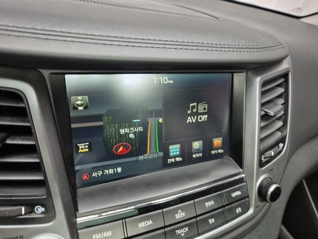 HYUNDAI Tucson - Vista 10