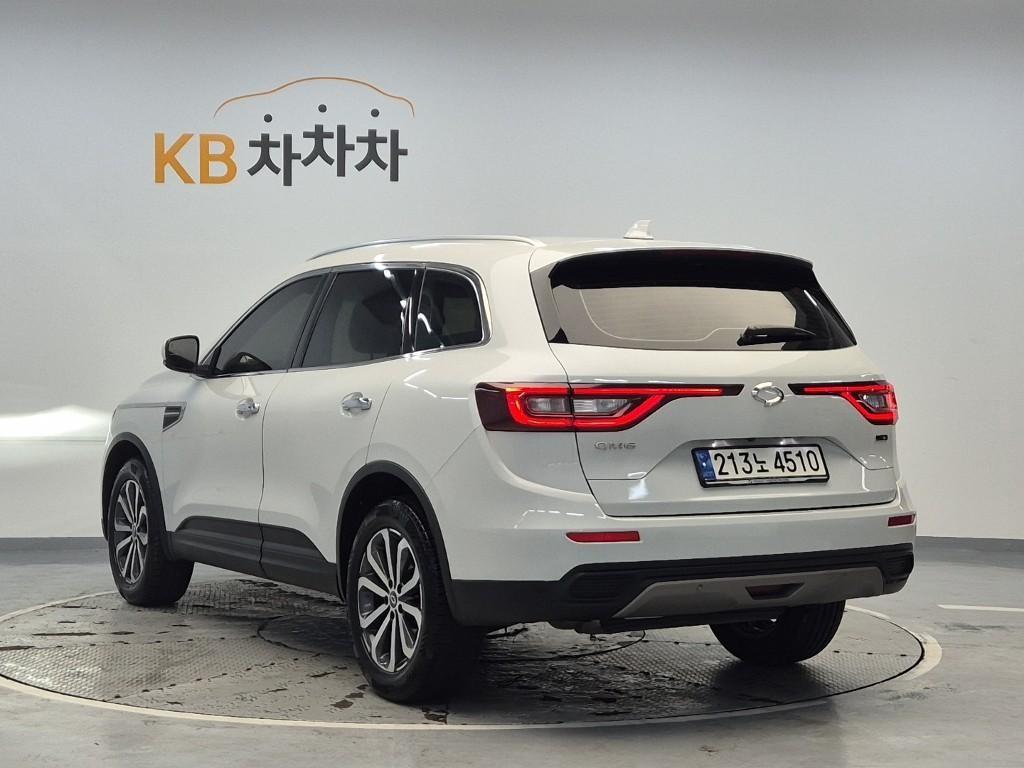 SAMSUNG QM6 - Vista 2