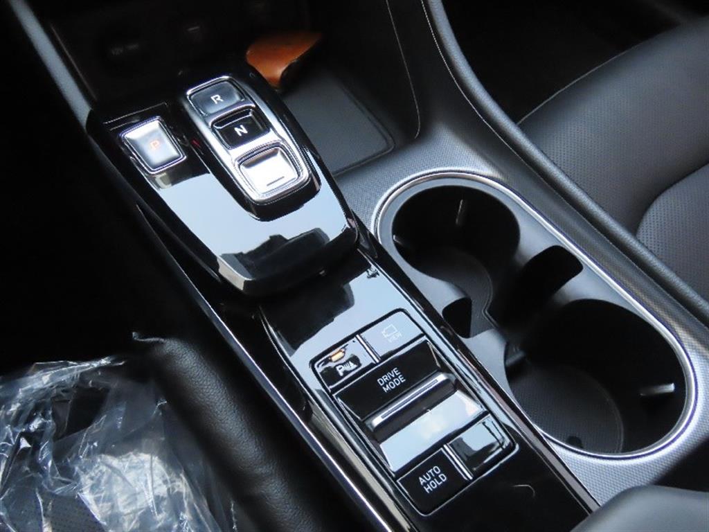 HYUNDAI Sonata - Vista 11