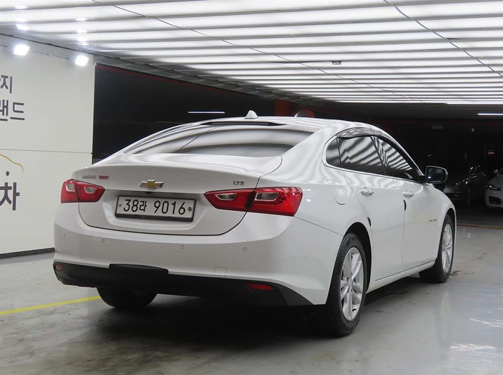 Chevrolet Malibu - Vista 4