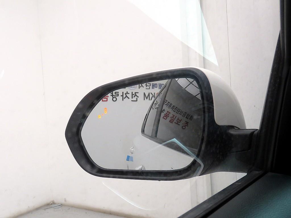 KIA Seltos - Vista 6