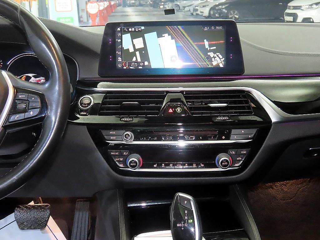 BMW 5 Series - Vista 11