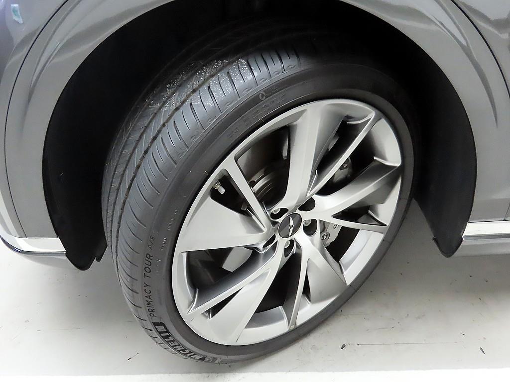 Genesis GV70 2025 Gris - Importación desde Corea - HF Imports Iquique - Foto 19