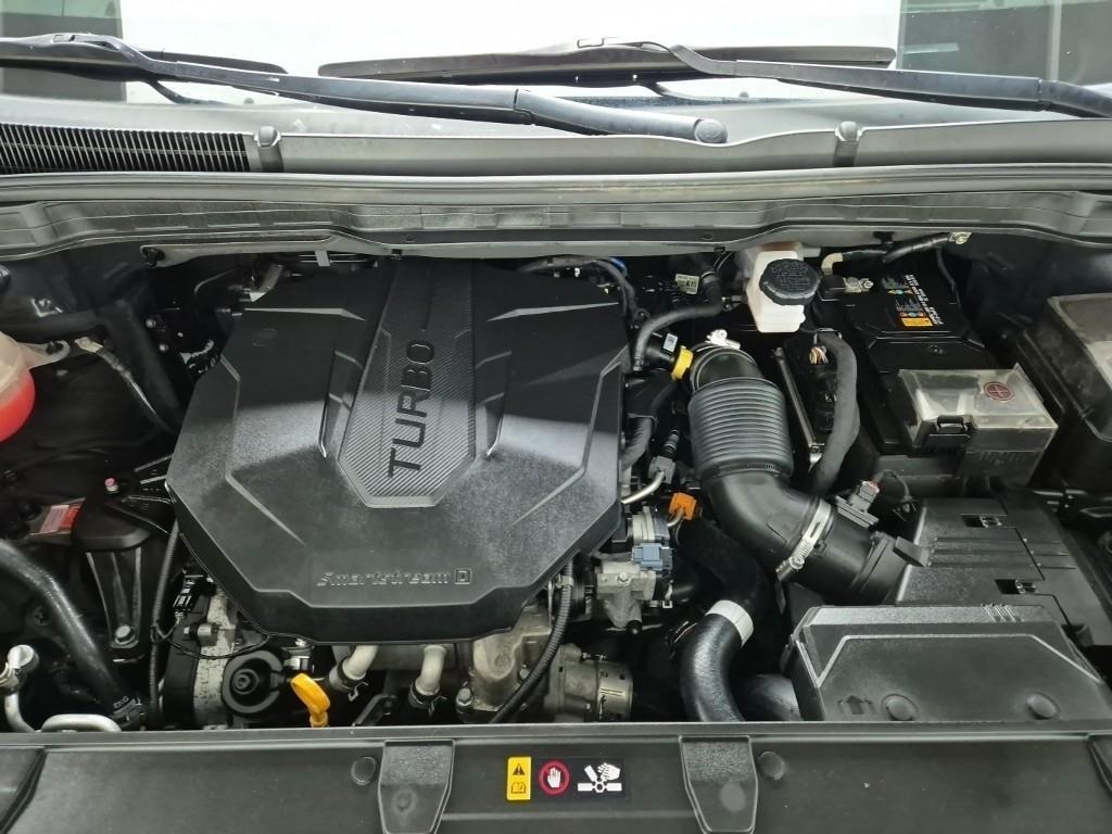 KIA Carnival - Vista 5