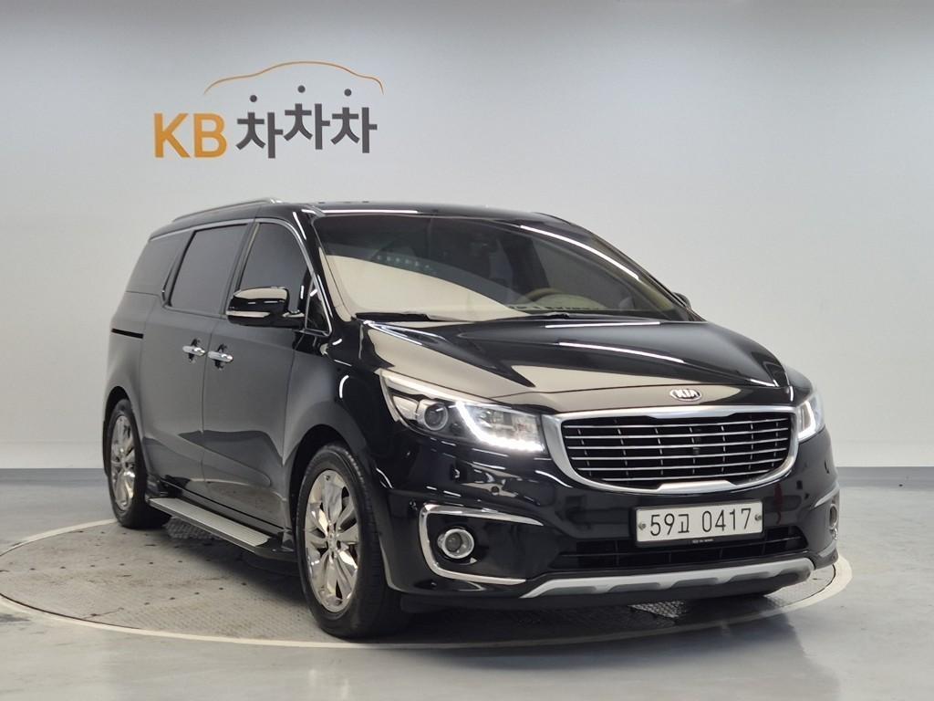 KIA Carnival - Vista 4