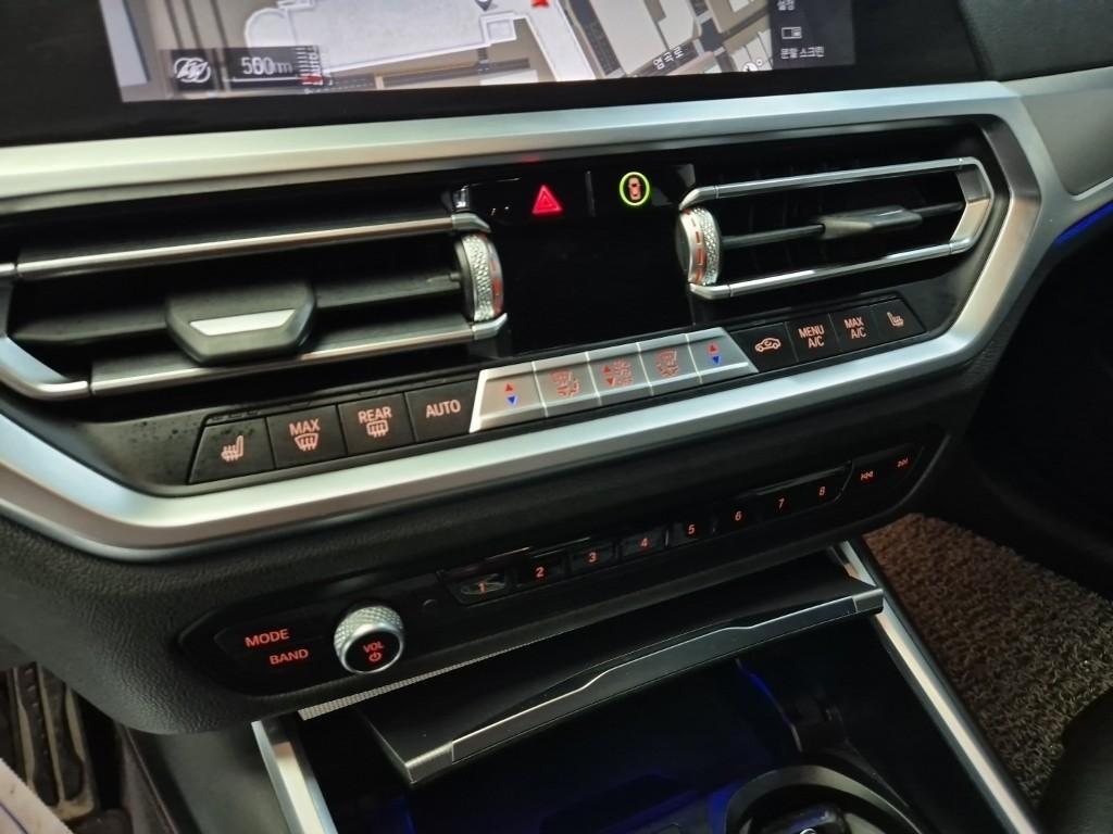 BMW 3 series 2022 Negro - Importación desde Corea - HF Imports Iquique - Foto 17