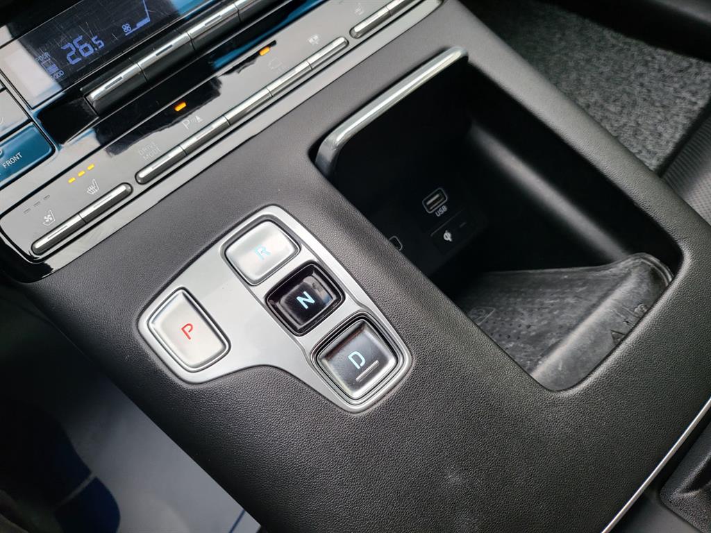 HYUNDAI Grandeur - Vista 10