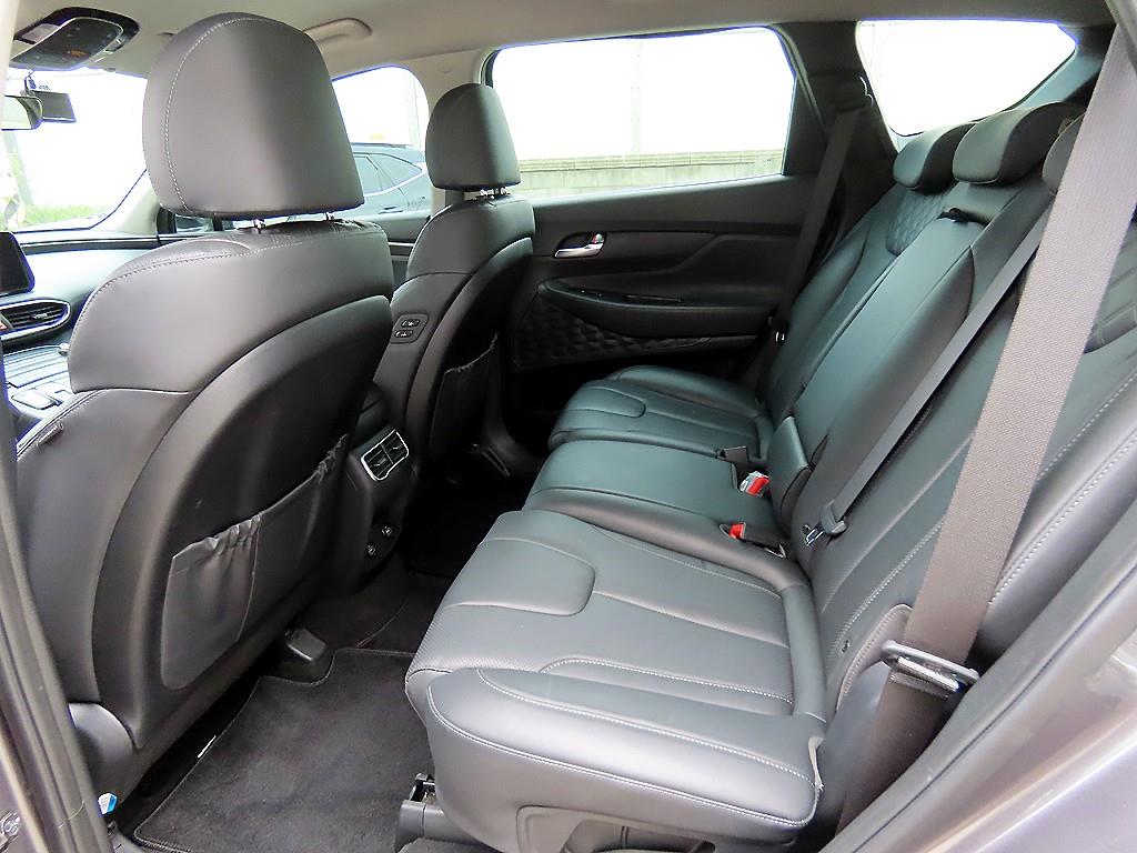 HYUNDAI Santa Fe - Vista 6