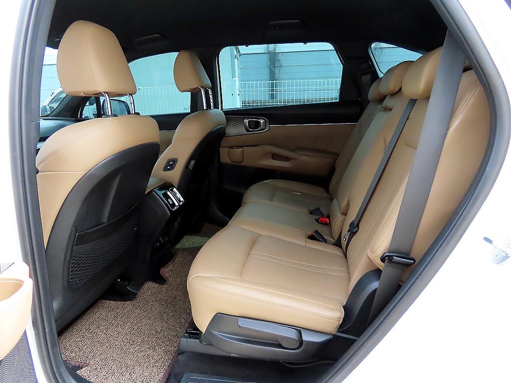 KIA Sorento - Vista 6