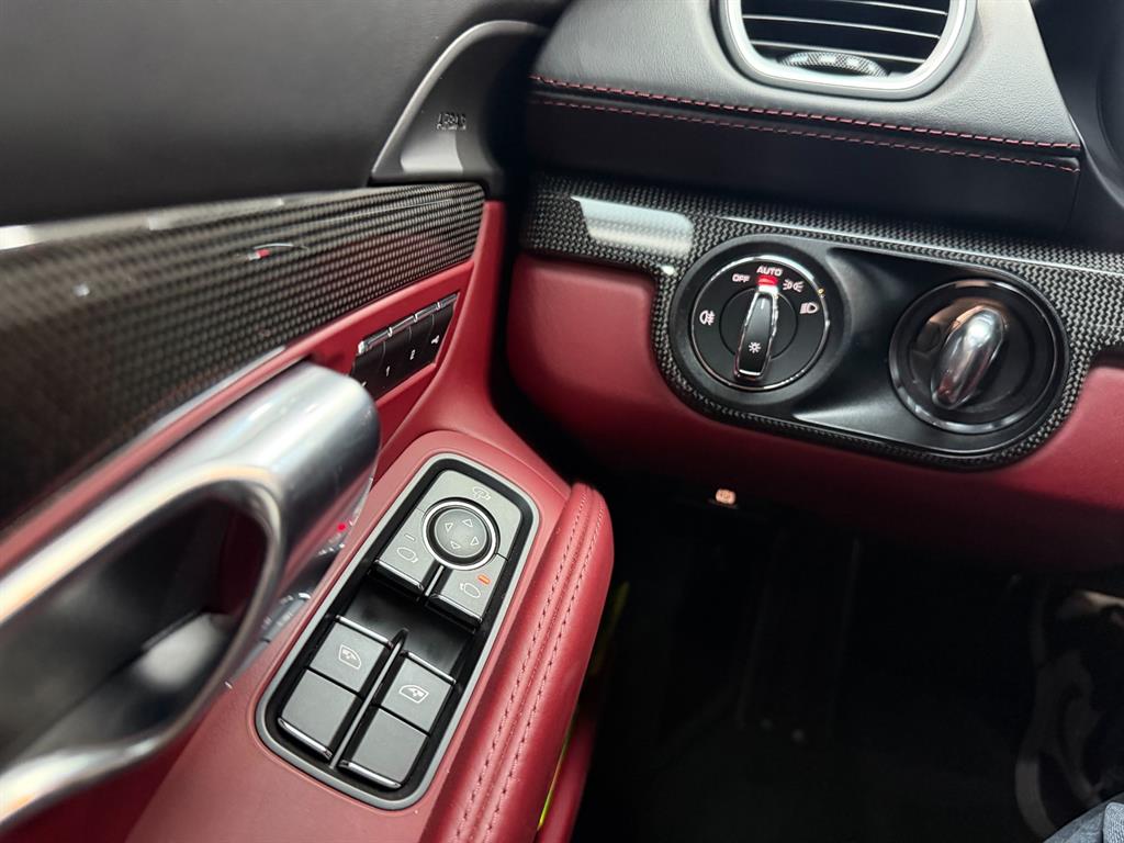 Porsche 718 2019 Rojo - Importación desde Corea - HF Imports Iquique - Foto 14