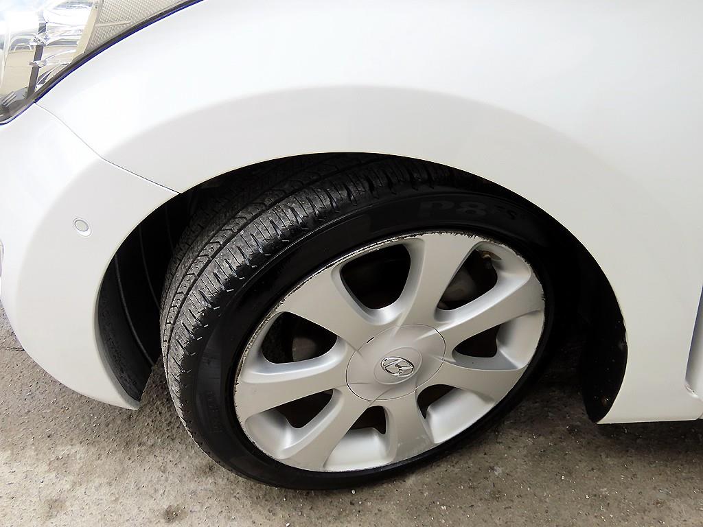 HYUNDAI Avante 2011 Blanco - Importación desde Corea - HF Imports Iquique - Foto 20