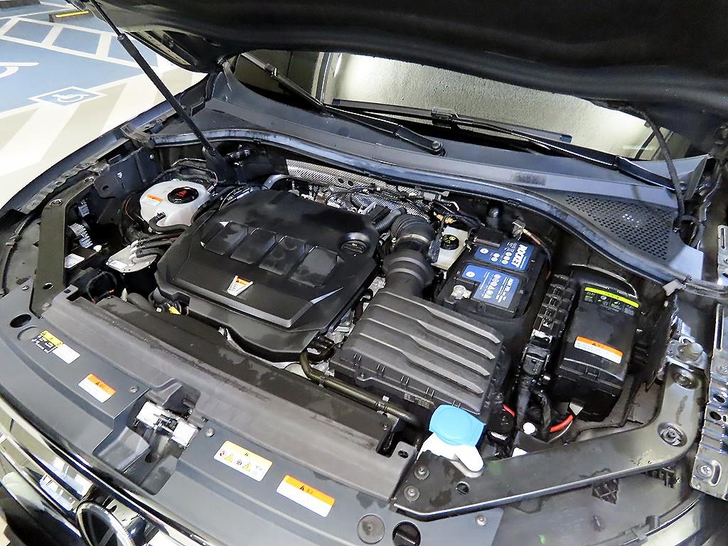 Volkswagen Tiguan 2022 Negro - Importación desde Corea - HF Imports Iquique - Foto 19