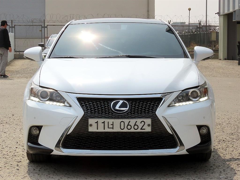 Lexus CT 2017 - Importación desde Corea - HF Imports Iquique - Foto 1