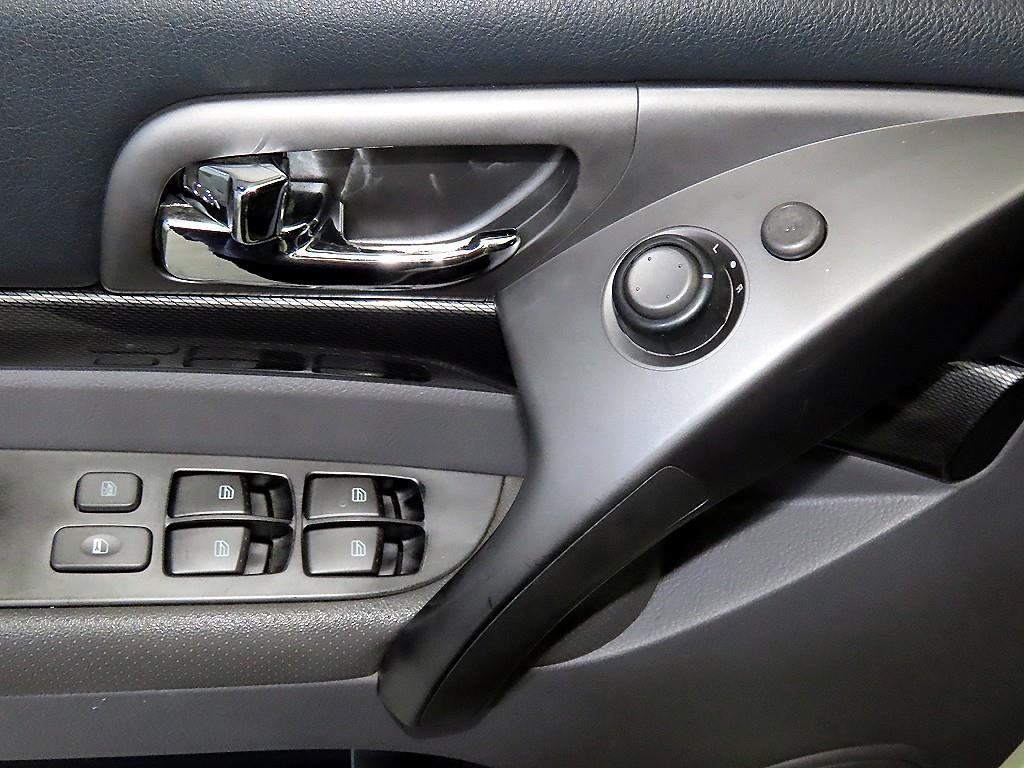 Ssangyong Korando 2015 Blanco - Importación desde Corea - HF Imports Iquique - Foto 13