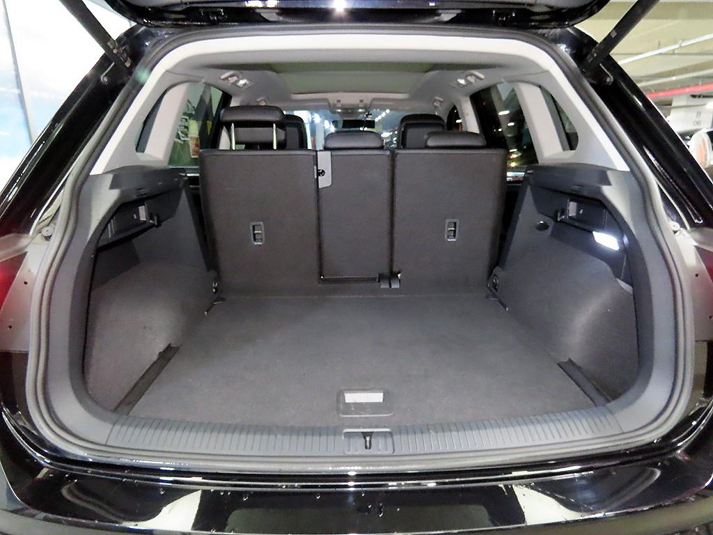 Volkswagen Tiguan 2022 Negro - Importación desde Corea - HF Imports Iquique - Foto 17