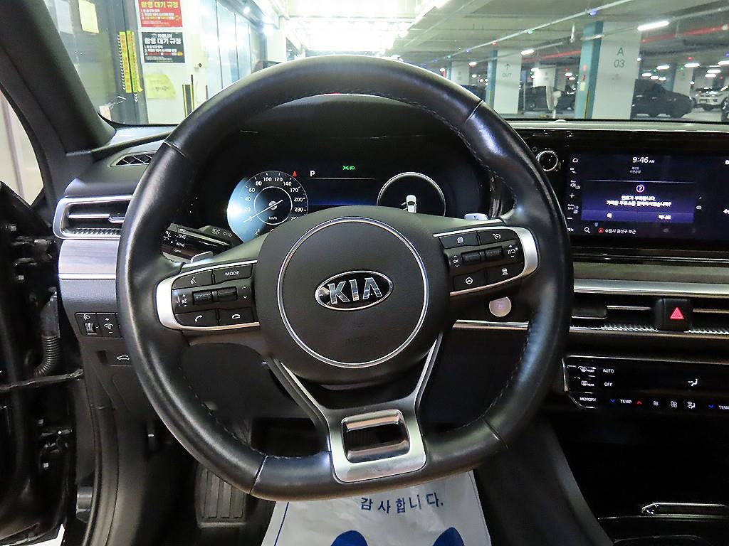 KIA K5 - Vista 8