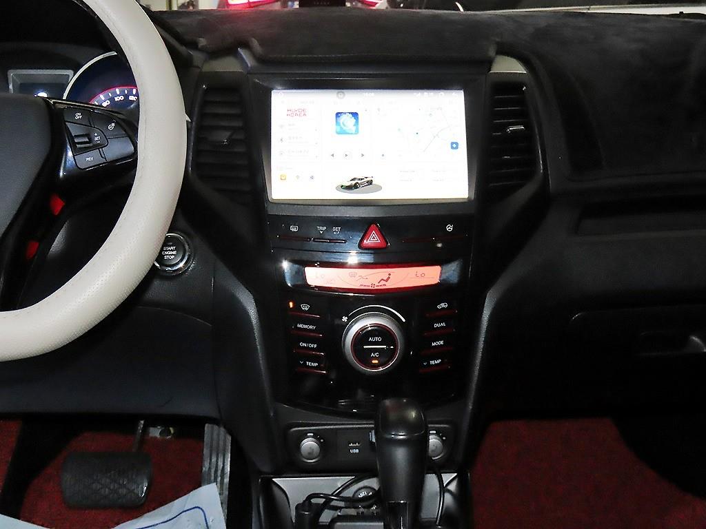 Ssangyong Tivoli - Vista 11