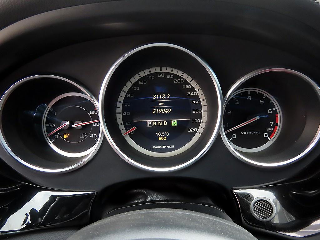 Mercedes Benz CLS Class - Vista 9