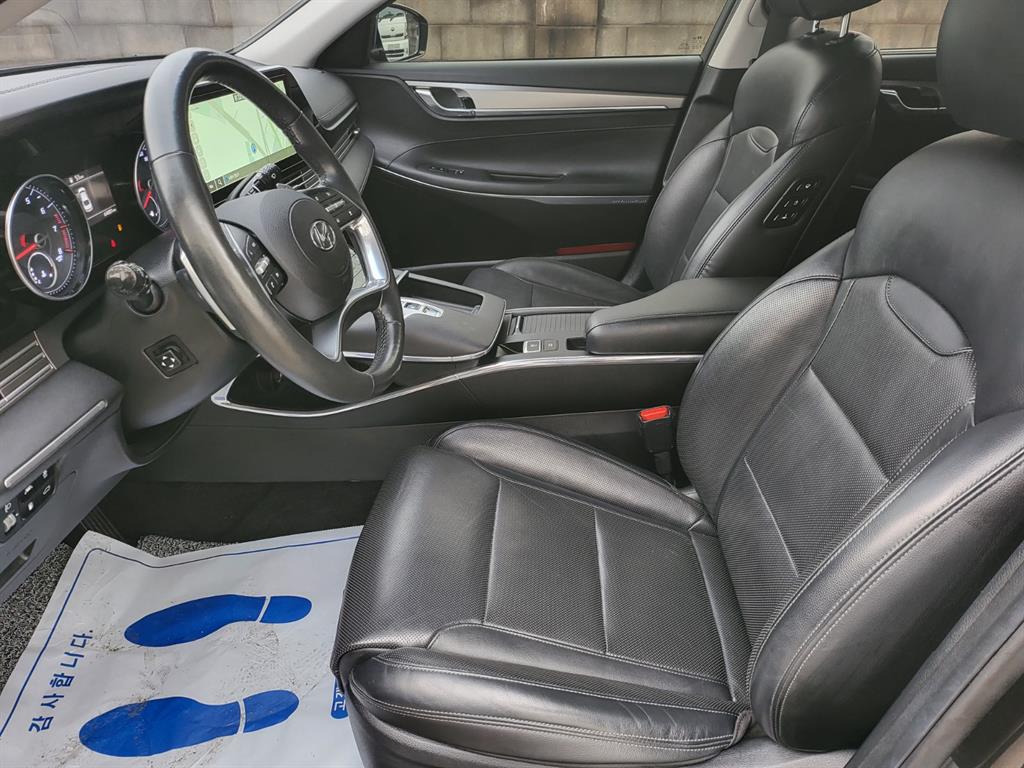 HYUNDAI Grandeur - Vista 5