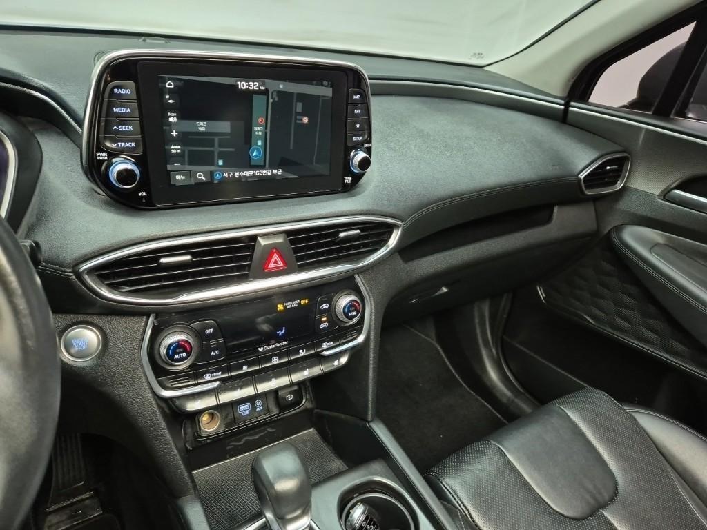 HYUNDAI Santa Fe - Vista 10