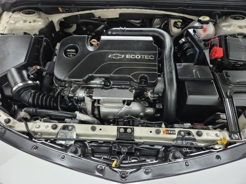 Chevrolet Malibu - Vista 5