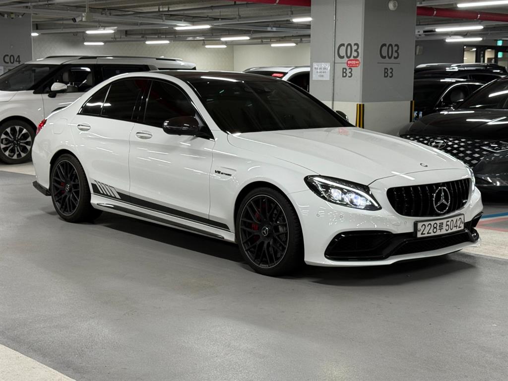 Mercedes Benz C Class - Vista 5