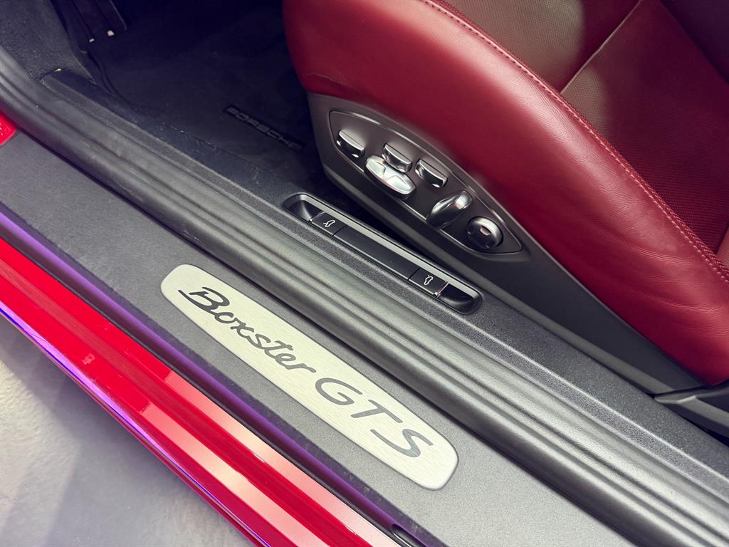 Porsche 718 2019 Rojo - Importación desde Corea - HF Imports Iquique - Foto 18